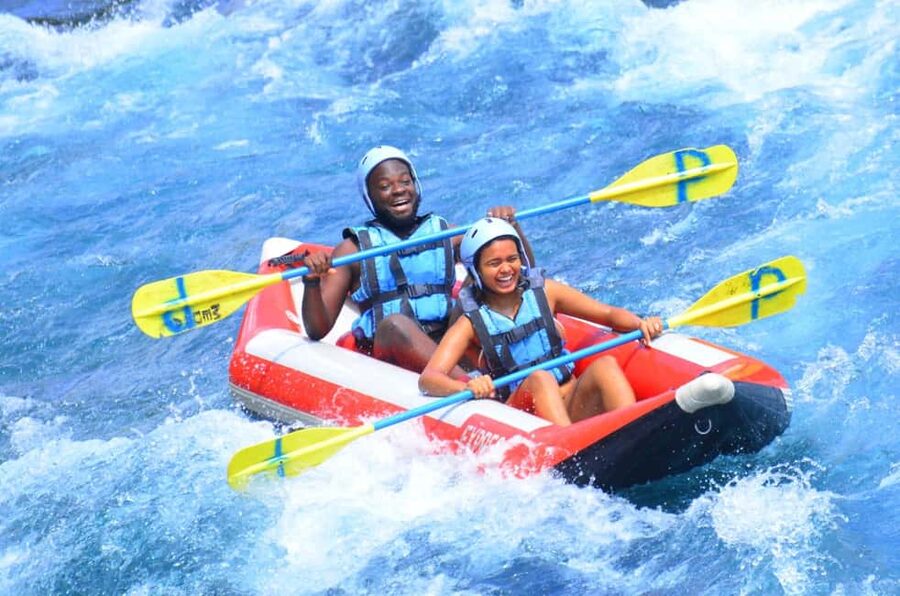 City of Side: Köprülü Canyon Rafting Tour with Lunch - Rapids, safety, and why the guide matters more than the gear list