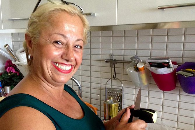 Cook with a Local: Private Home Cooking Class In Istanbul - How the Class Works During the 3.5 Hours