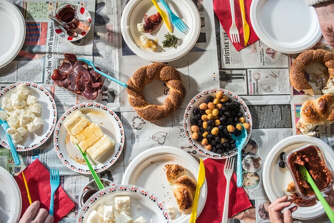 Culinary Backstreets of the Bazaar Quarter - Start at the right spot, 9:30 am, and keep the day simple
