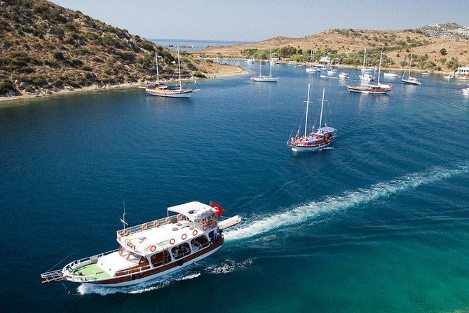 Daily Boat Trip in Bodrum with Lunch - The route in plain terms: caves, bays, and hot spring time