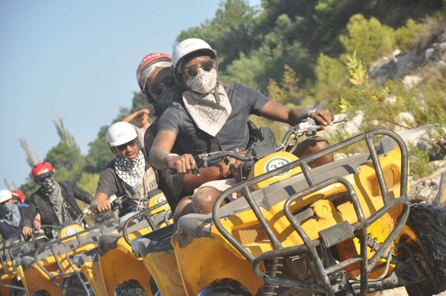 Didim/Altinkum: ATV Quad Safari Experience - The Off-Road Track: Mud, Rocks, and a Coastline Moment