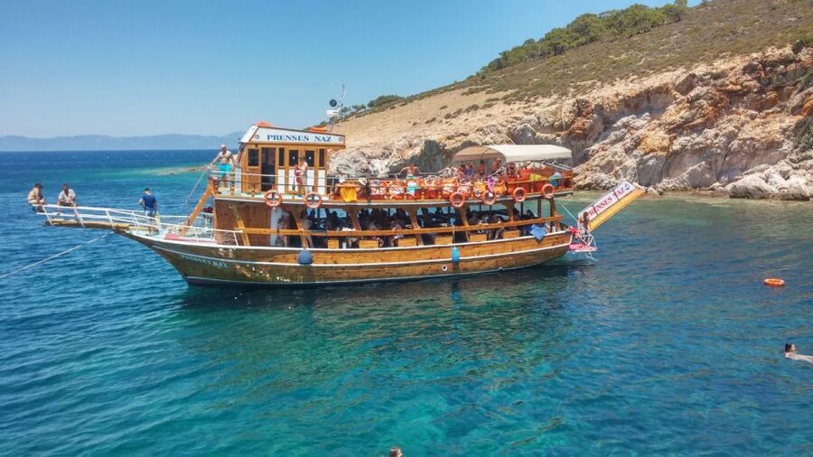 Didim/Altinkum: Lazy Day Boat Trip w/BBQ Lunch - How the Aegean swim stops actually make the day worthwhile