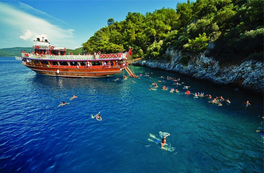 Didim/Altinkum: Lazy Day Boat Trip w/BBQ Lunch - Is this the right 8-hour trip for you?