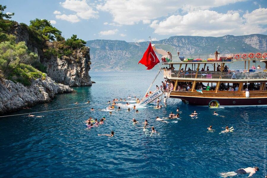 Didim/Altinkum: Lazy Day Boat Trip w/BBQ Lunch - Price and value: does $39 make sense?