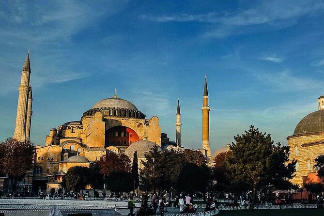 Discoveried The Old City of Istanbul In a Half-Day - Grand Bazaar: Trade, Smell of Spices, and a Turkish Rug Lesson
