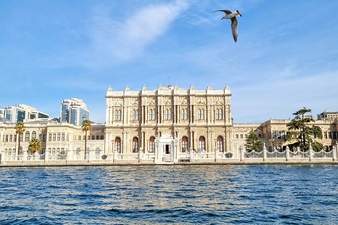 Dolmabahçe Palace and Sunset Tour on Luxury Yacht - Rumeli Hisarı and Anadolu Hisarı: Fortresses at the Narrowest Point