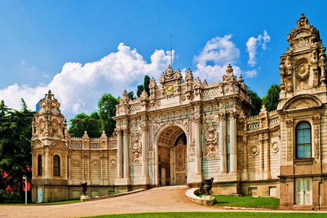 Dolmabahce Palace Tour in Istanbul - Guides, English, and How to Get the Most Out of the Group
