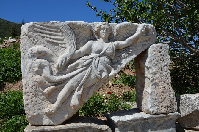 Ephesus and Virgin Mary House Private Tour with Lunch and Pickup - Temple of Artemis: what you can see today, and why it still matters