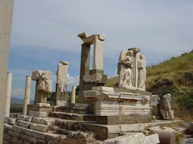 Ephesus: Full-Day Tour from Kusadasi or Izmir - Comfort, Safety, and What to Bring