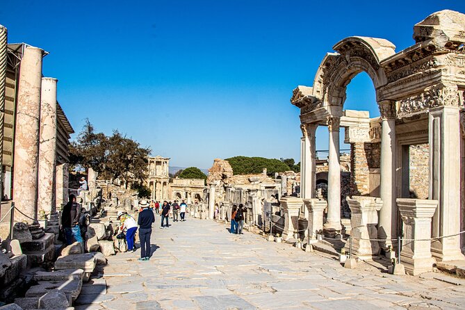 Ephesus Full-Day Tour with Lunch from Bodrum - Entering Ephesus: why the guided route changes everything