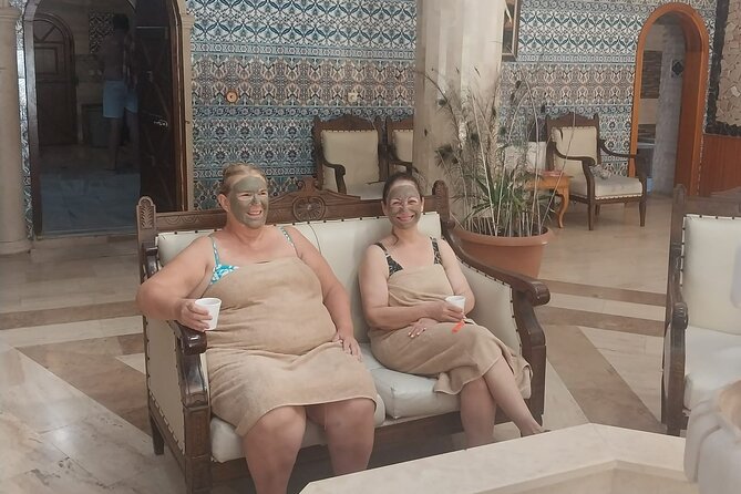 Ephesus Museum and Panoramic Ephesus Tours and Turkish bath - Anadolu Rug cooperative and free lunch: culture you can actually watch