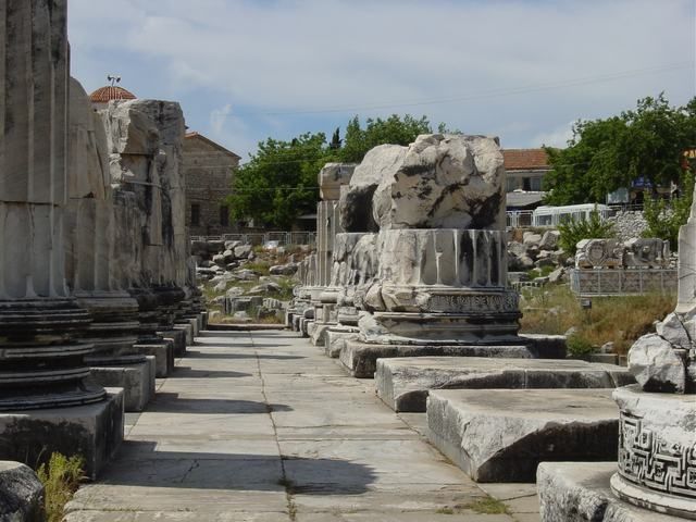 Ephesus, Priene, Miletos and Didyma Tour - Miletos, Baths of Faustina, and the Philosophers by the Harbor