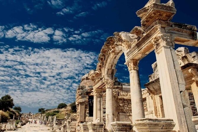 Ephesus Tour with Virgin Mary From Izmir All Inclusive - The guide makes the ruins stick: what you’ll experience with real personalities