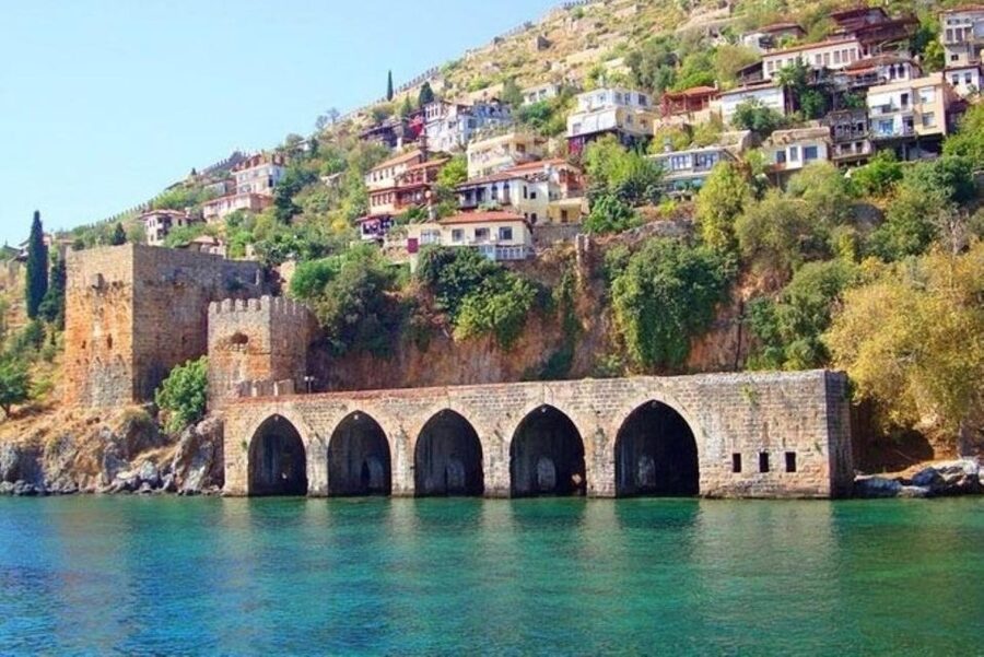 Explore Alanya's Beauty Catamaran Boat Tour - Phosphorus Cave and Lovers’ Cave: The Day’s Softer Landing