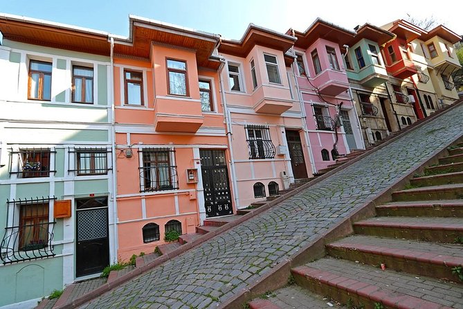 Fener and Balat - Old Greek & Jewish Quarter - Pierre Loti café: tea with a view, not just another tourist stop