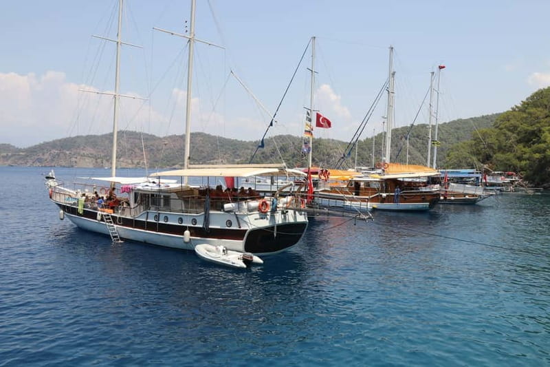 Fethiye: Island Sailing Trip with Lunch and Hotel Pickup - Göcek Island lunch: BBQ-style food with the right kind of setup
