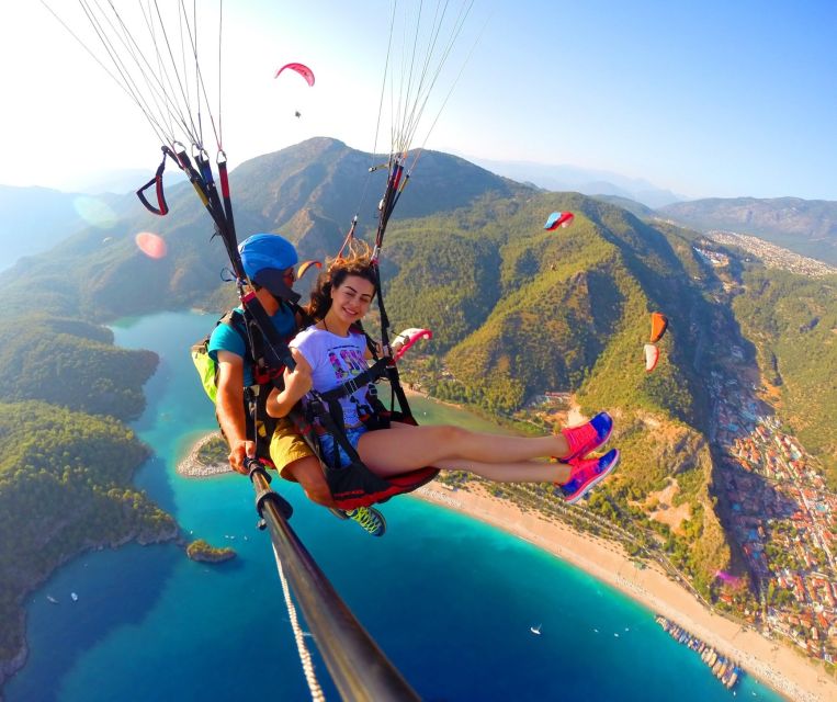 Fethiye: Tandem Paragliding Experience w/Hotel Pickup - The moment you run, then everything turns into air
