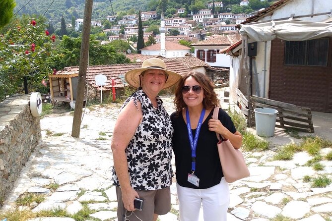 FOR CRUISE GUESTS / Archaeological Ephesus Tour from Kusadasi ( Ephesus ) Port - Port pickup and the early meeting trick that saves your day