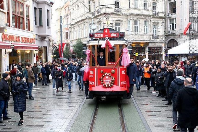 Francophone Private Guide to Istanbul - Gastronomy stops: typical Turkish flavors, with timing that works