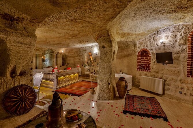 From Airport: 3-Day Cappadocia Tour & Cave Hotel Stay - From Kayseri airport to Cappadocia cave comfort