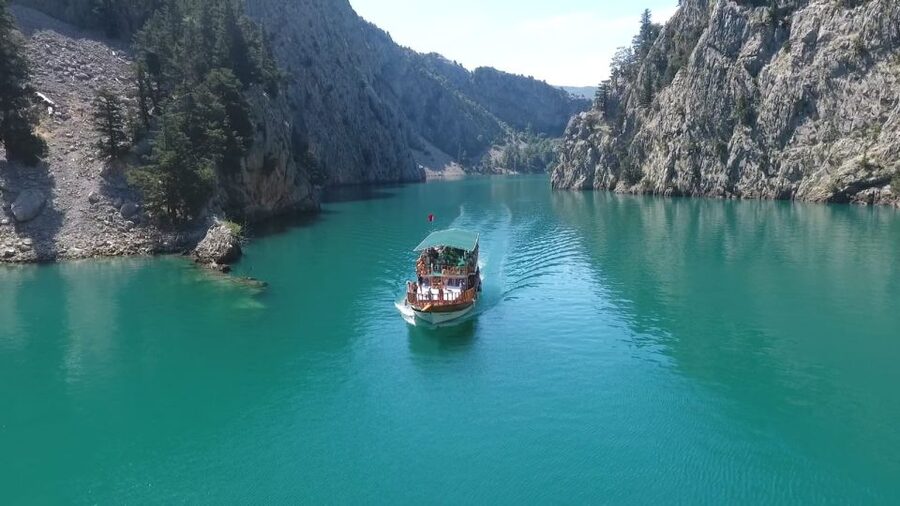 From Alanya: Green Canyon Day Trip with Lunch and Boat Ride - Who should book this trip, and who might want a different option