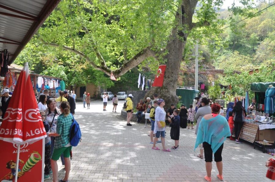 From Alanya: Jeep Safari Tour with Lunch at Dim River - Water Fights Between Jeeps: The Fun You Need to Prepare For