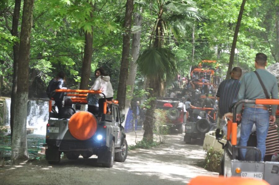 From Alanya: Jeep Safari Tour with Lunch at Dim River - Dim Cave Visit: Cool Air and Time to Explore