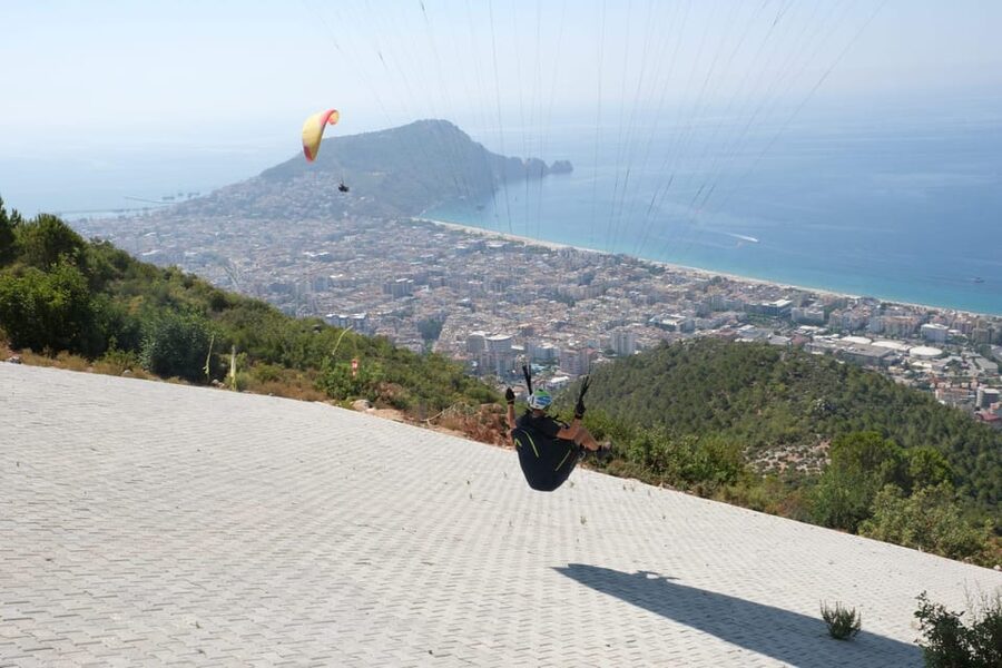 From Antalya, Belek, Side Alanya Paragliding Experience - Your Tandem Flight: Takeoff, Glide Time, and What You See