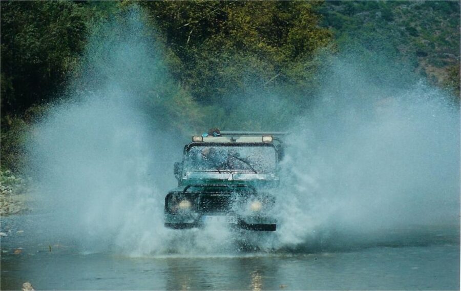 From Antalya: Full-Day Jeep Safari with Lunch and Transfer - Water guns at the first water stop, and how to avoid the chaos