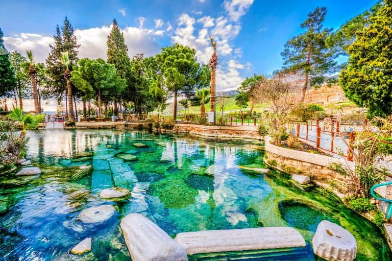 From Antalya/Kemer: Pamukkale & Hierapolis Day Trip w/Meals - The stonemason stop in Pamukkale, and why it might be hit or miss