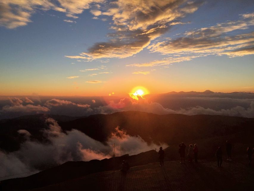 From Antalya or Kemer: Olympos Cable Car Ticket - Tahtalı summit time: views, cold air, and how to use your time