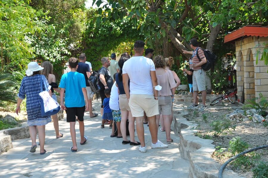 From City of Side: Cabrio Bus Safari & Boat Tour with Lunch - Why this Side tour feels different from the usual beach routine