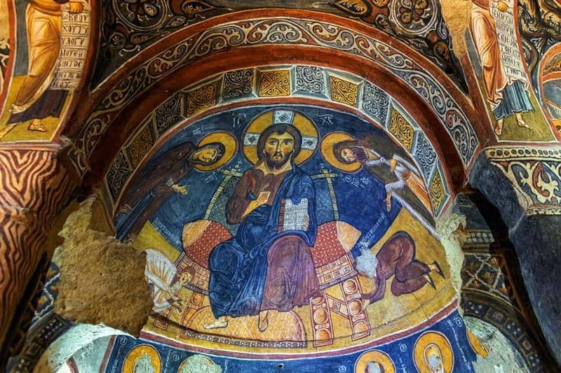 From Göreme: Cappadocia Red and Green Highlights Tour - What to Wear, How to Handle the Walking, and Why Timing Matters