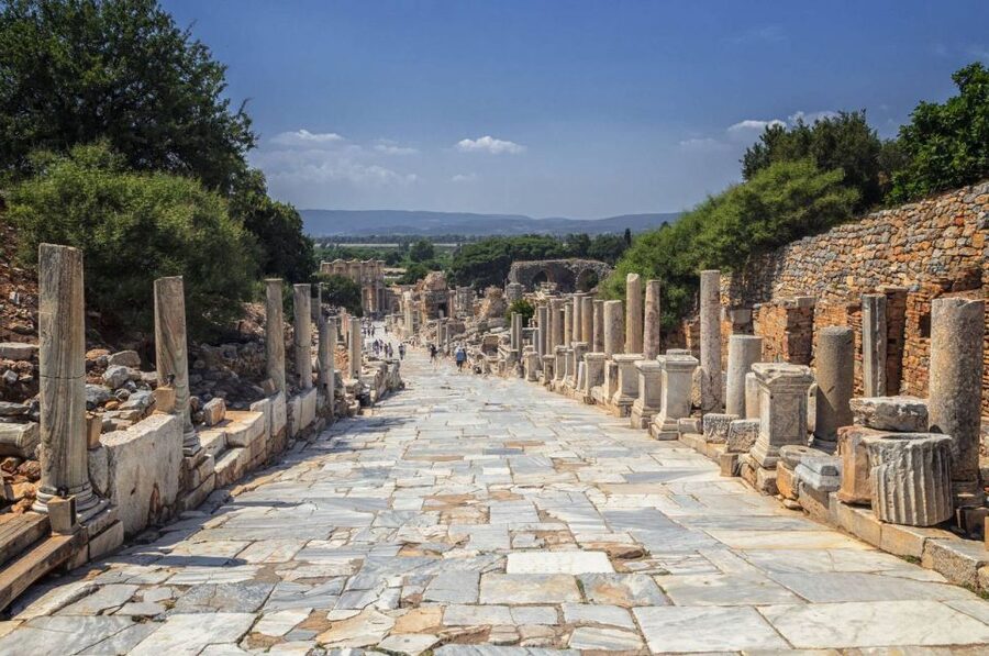 From Istanbul: 2-Day Ephesus, Pamukkale, & Hierapolis Tour - Time on Your Own: A Little Breathing Room After the Ruins