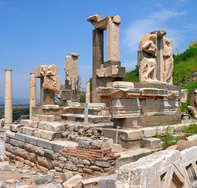 From Istanbul: 2-Day Ephesus, Pamukkale, & Hierapolis Tour - Lunch in Selcuk, Then an Overnight in Selcuk or Kusadasi