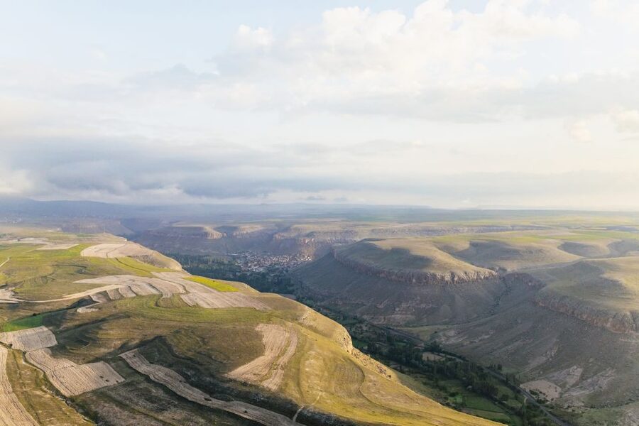 From Istanbul: 2-Day Trip to Cappadocia w/Balloon+Cave Hotel - Your 2 day Cappadocia shortcut, with balloon and caves built in