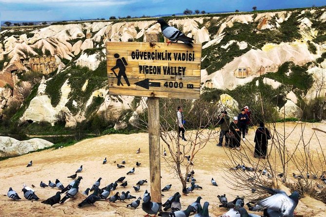 From Istanbul: 3-Day Cappadocia Highlights Tour by Plane - First day: landing in Cappadocia and settling into a cave room