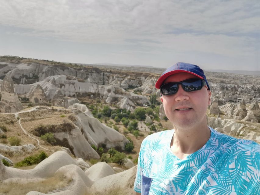 From Istanbul: 4-Day Istanbul, Cappadocia, Flight,Cave Hotel - Lunches, entry tickets, and how the guide helps you keep moving