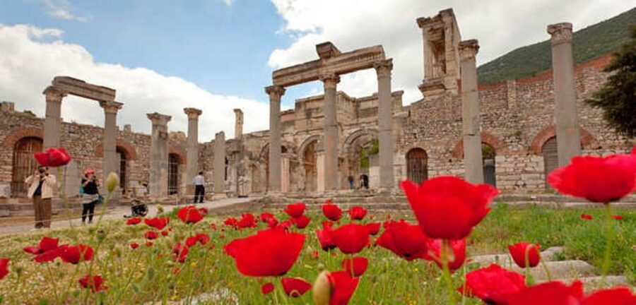 From Istanbul: Ephesus and House of Virgin Mary Day Trip - House of Virgin Mary: A Small Stop That Sets the Mood