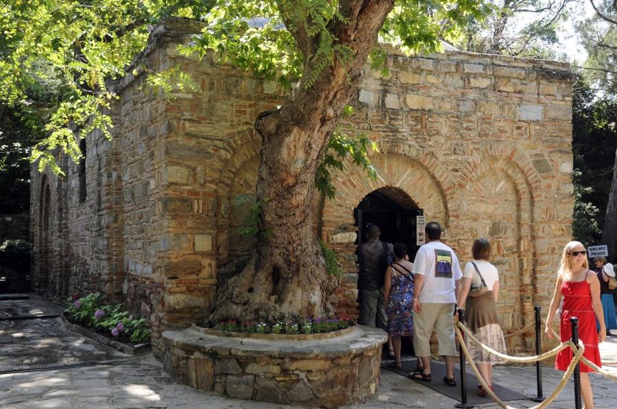 From Istanbul: Ephesus Day Tour with Return Flights - Should you book this Ephesus day trip with return flights from Istanbul?