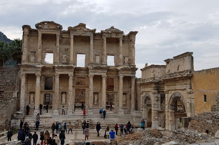 From Izmir: Ephesus and House of Virgin Mary Tour with Lunch - Hotel pickup, road time, and what sets the pace