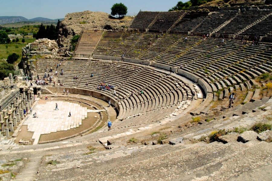 From Izmir: Ephesus Guided Day Trip with Transfer & Lunch - Comfort tips that actually matter on an 8-hour ruin day