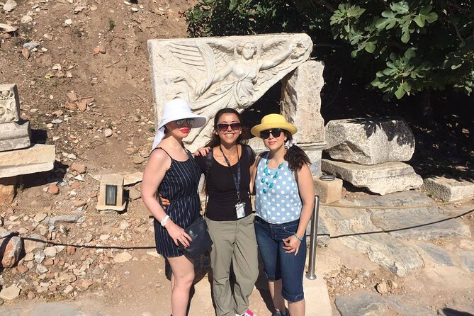 From Izmir: Ephesus, Mary's House Private/Group WITH TICKET+LUNCH - Private or group: choosing the pace and the guide style