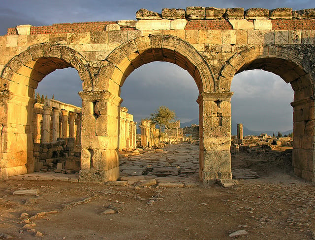 From Izmir: Pamukkale Full-Day Tour - Who should book this day tour, and who should rethink it