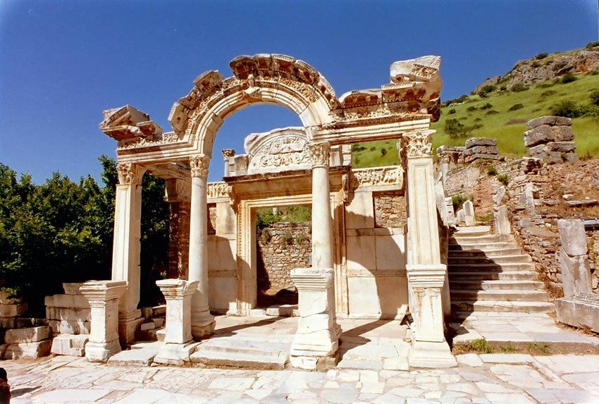 From Kusadasi: Ephesus Guided Private Tour - The last House of Mother Mary: a calmer counterpoint to the ruins