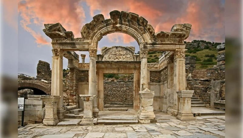 From Kusadasi: Ephesus Highlights Tour for Cruise Customers - Walking, heat, and what to pack for marble and stairs