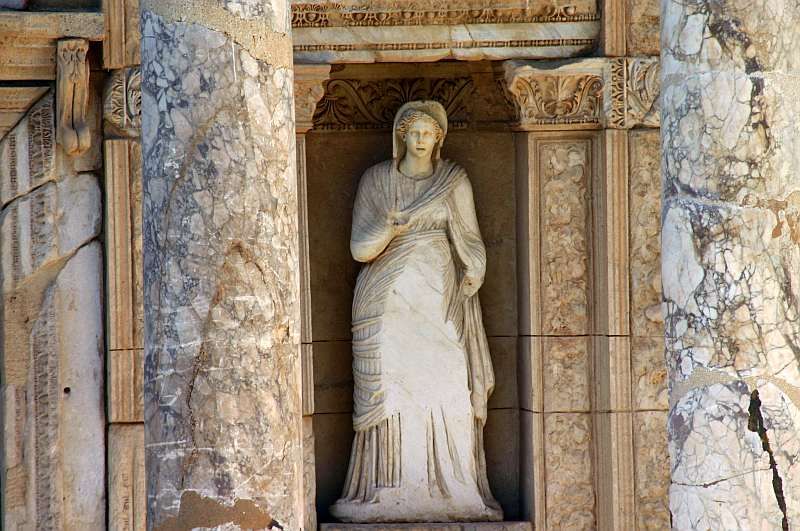 From Kusadasi or Izmir: Ephesus Private Tour - The 08:00 opening matters more than you think