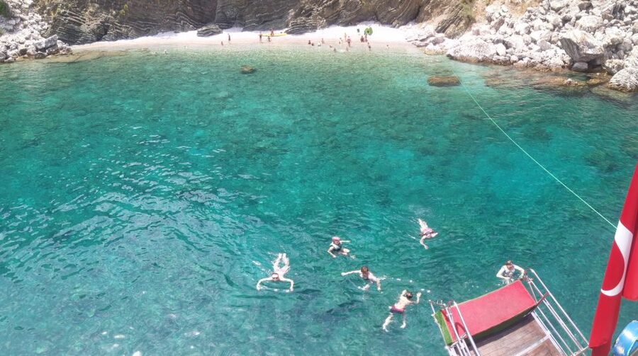 From Marmaris: Day Trip by Glass Bottom Semi Submarine - Lunch onboard: what’s included and how to make it work for you