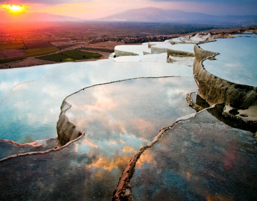 From Marmaris: Pamukkale Evening Tour with Transfer & Dinner - Dinner included: what you should expect after a long day