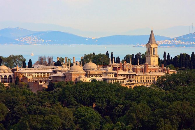 Full-Day City Tour with Private Tour Guide and Red Carpet Treatment with Luxury Minibus - Key things to know before you go